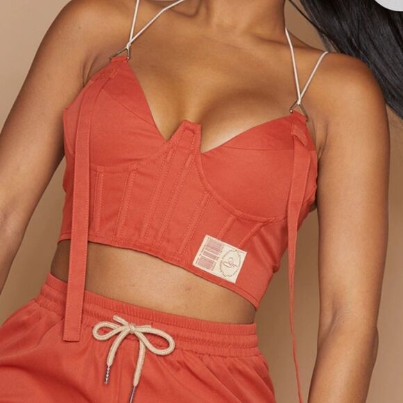 PRETTYLITTLETHING Shape Rust Buckle Detail Cargo Corset Size 4 NWT in packaging - Picture 2 of 6